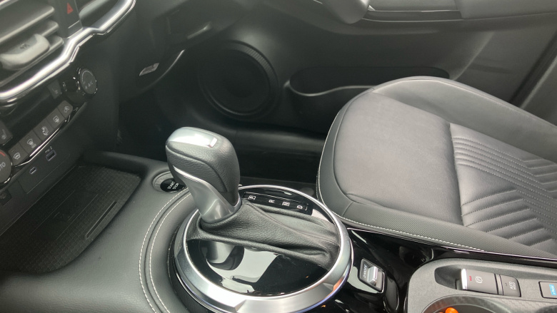 Nissan Juke 1.6 Hybrid Tekna 5dr Auto Hybrid Hatchback